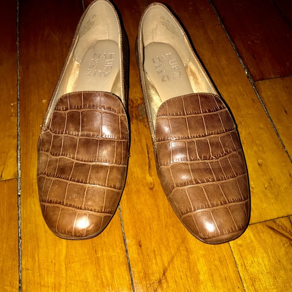 naturalizer kit loafers